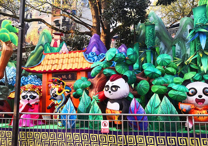 熊貓彩燈制作，彩燈熊貓，
